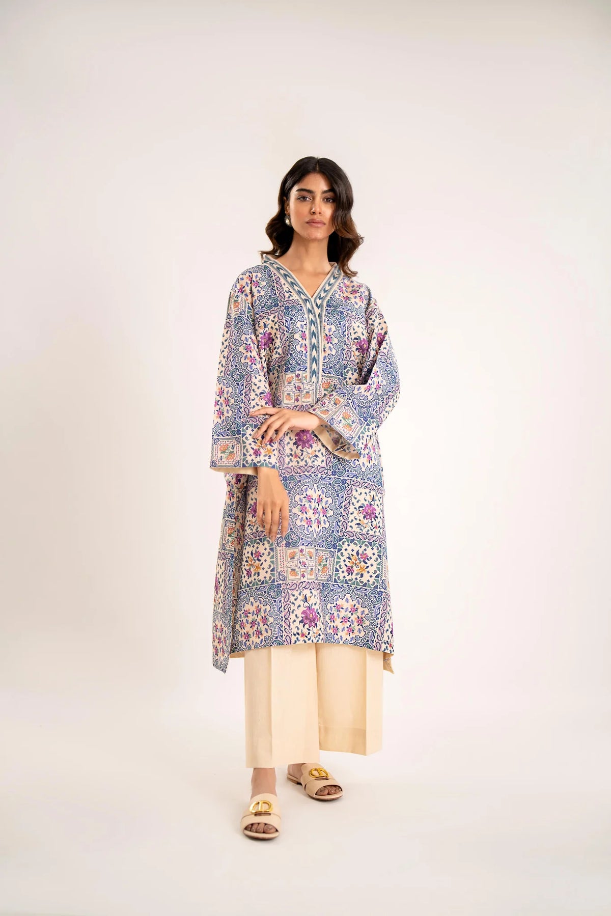 BARAE KHANOM SUMMER PRET’24 | ASHLEY