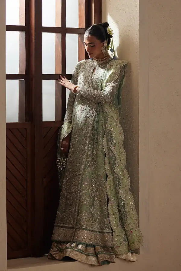 SUFFUSE FREESHIA RTW’26 | NIRVELLE
