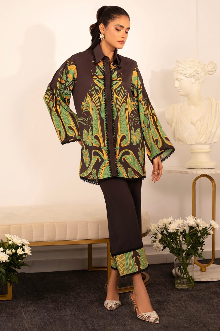 ANNUS ABRAR ‘LA FLEUR’24 | VIVI
