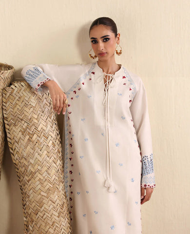 REPUBLICWOMENSWEAR ‘NEOMA ESSENTIAL PRET’26 | EVANTHE