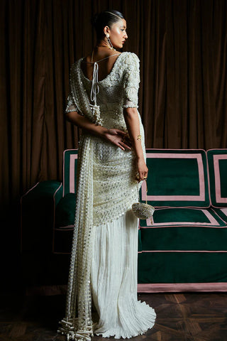 SUFFUSE LUXURY PRET’24 | IVY