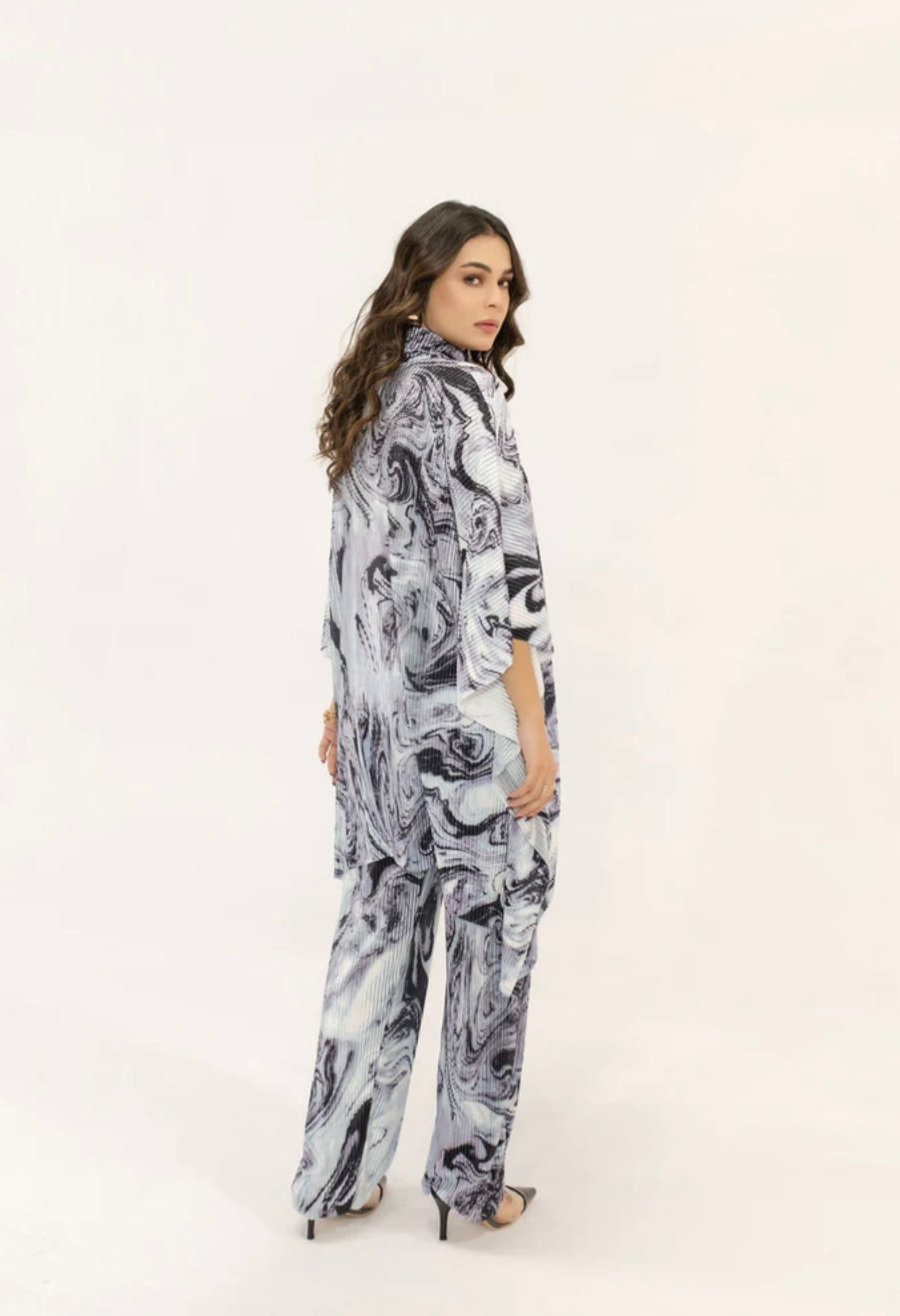 Hassal | Yasmin Blue Marble Pleated Set