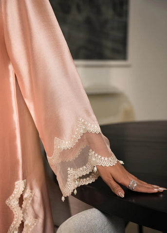 MAHGUL LUXURY PRET | DUSTY ROSETTE