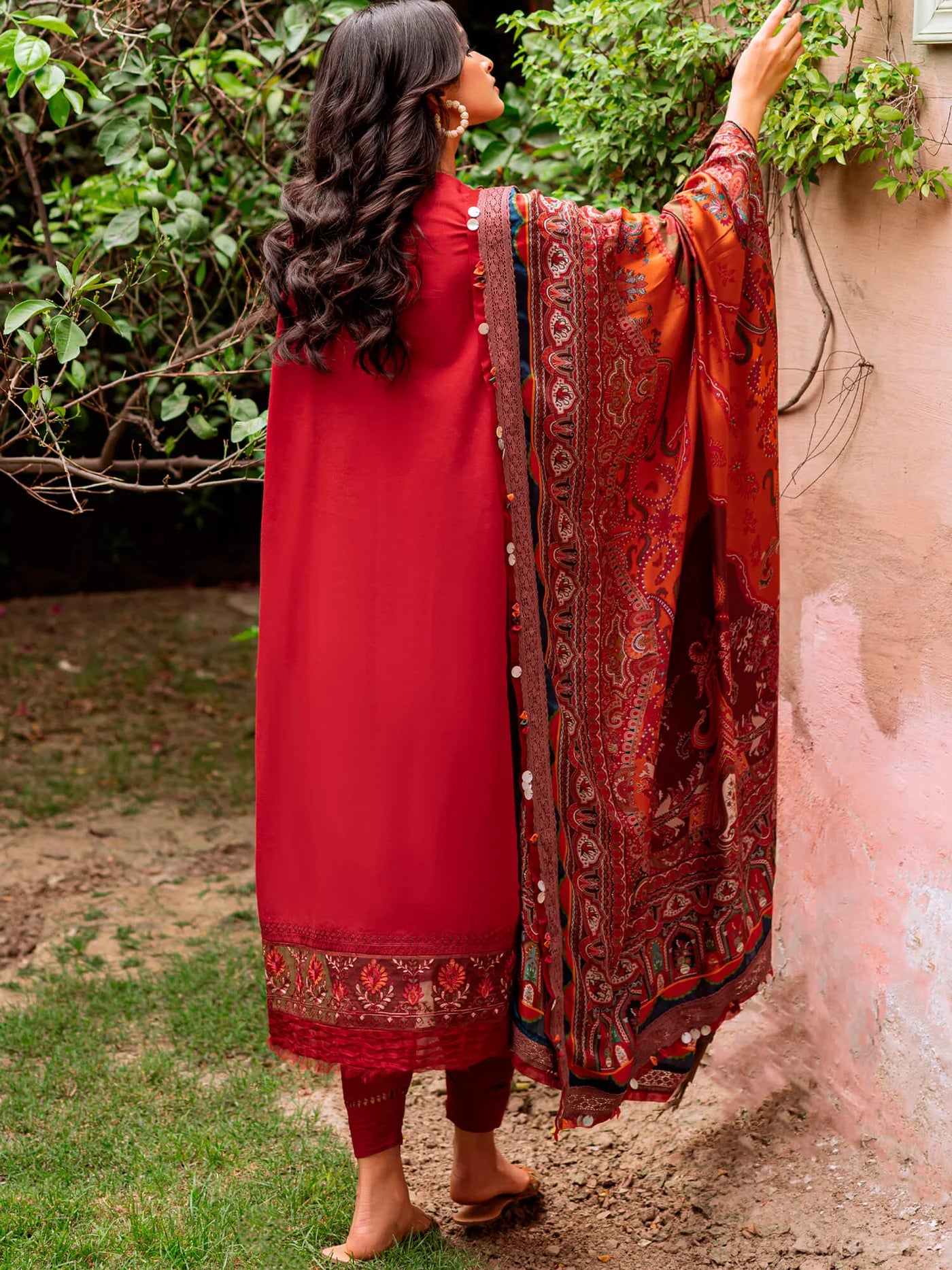 MISHA LAKHANI UNSTITCHED SUMMER’24 | NOORA