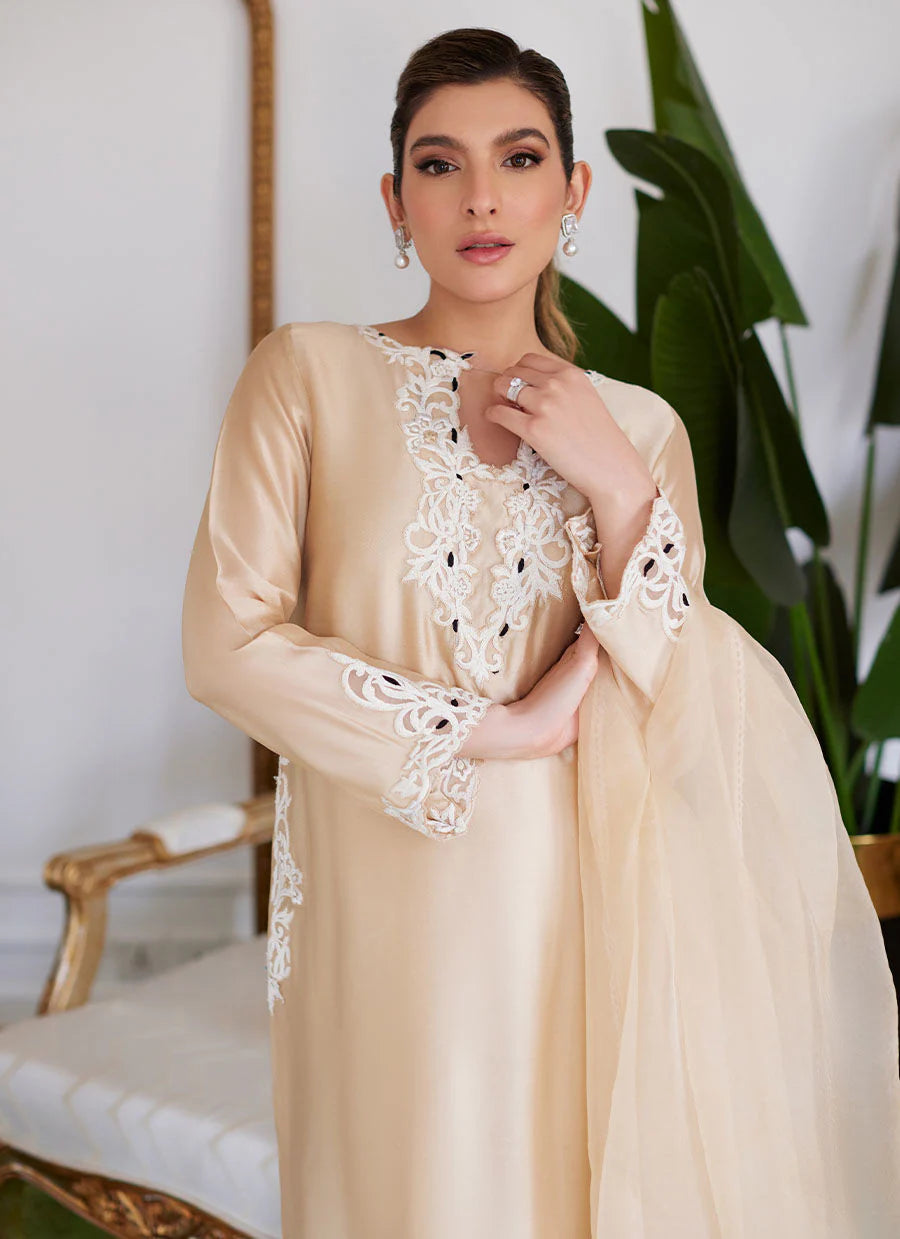 FARAH TALIB AZIZ LUXE PRET’24 | MELVINA CHAMPAGNE BEIGE SET