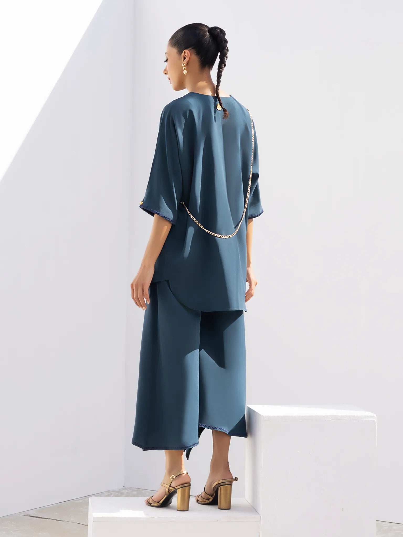 IQA | LEAL TEAL GREEN