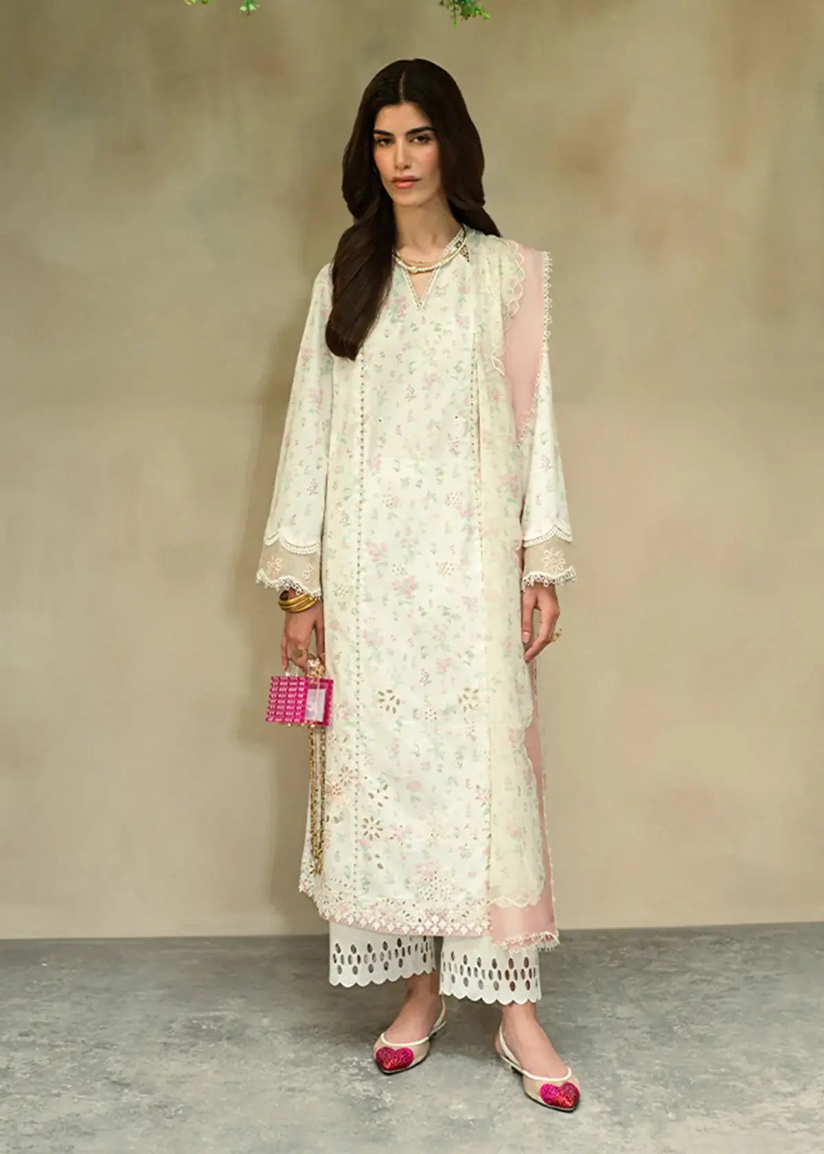 SUFFUSE BASICS SPRING SUMMER’24 | ESME