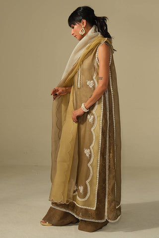 FARIDA HASAN ‘DHOOP LUXE PRET’26 | TOFFEE ROSE SET