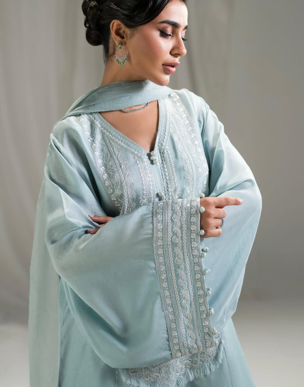 AMMARA KHAN LILY’24 | OCEAN BREEZE