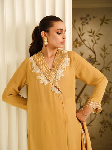 MAISON DE LACE | ZARA