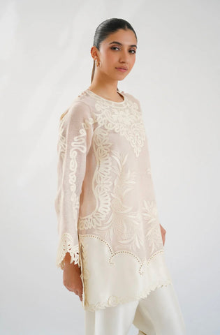 SANIA MASKATIYA LEAH’24 | SHYLA