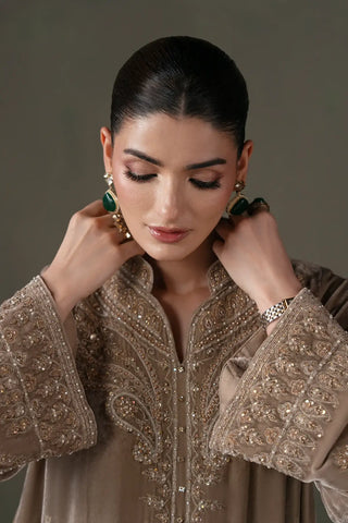 SHAZIA RAUF KHAN ‘GULAB & ISHQ’26 | JANAN
