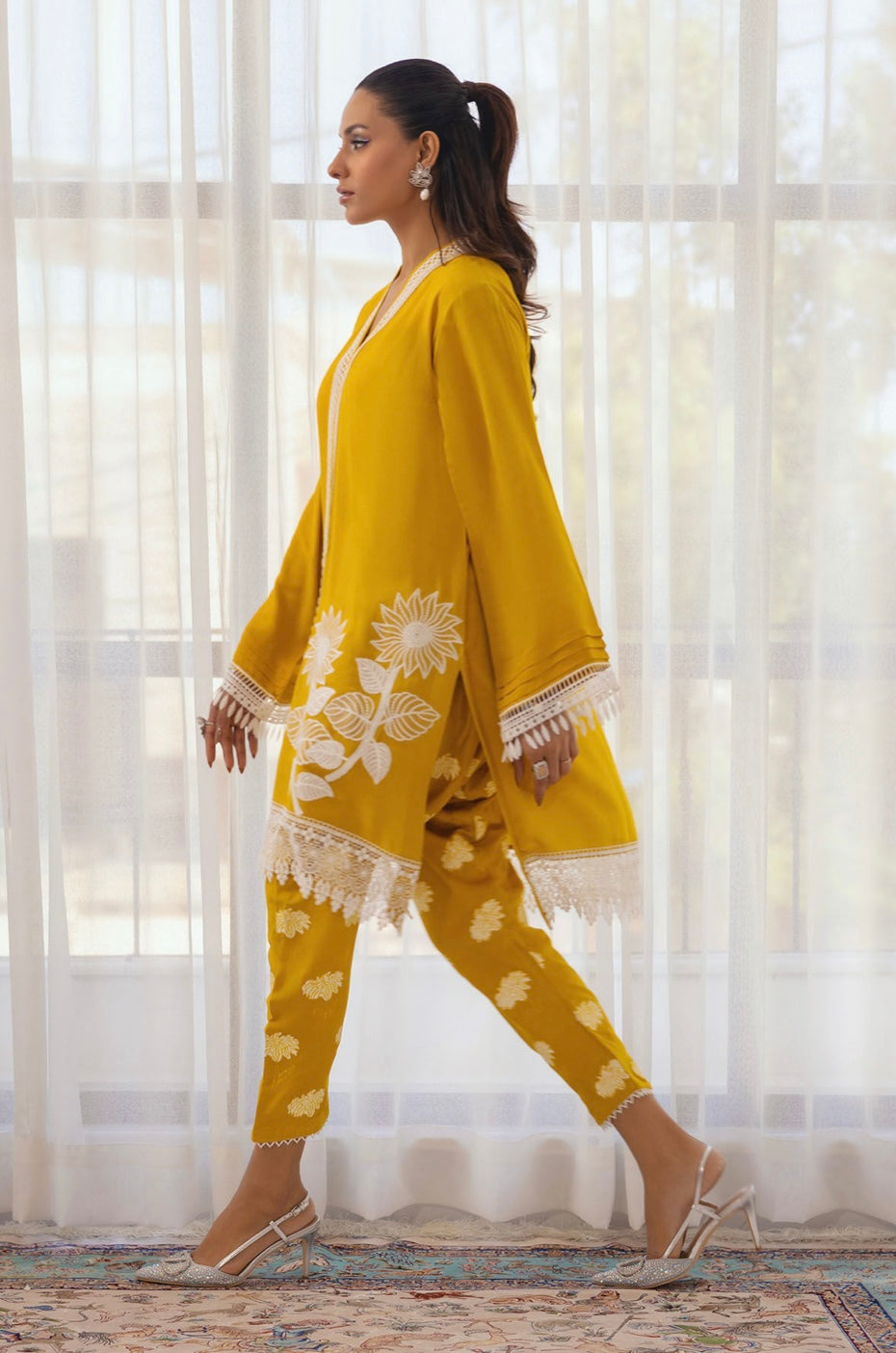 ANNUS ABRAR BASICS’24 | KEISHA