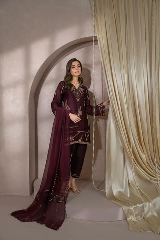 NIMRAH HAFSA ‘ZEINA FESTIVE FORMALS’26 | ZEYA