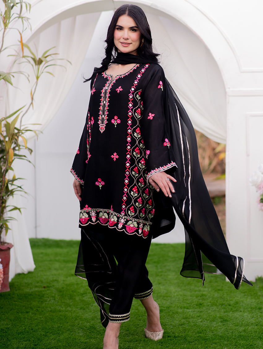 SHAZIA RAUF | KAYA