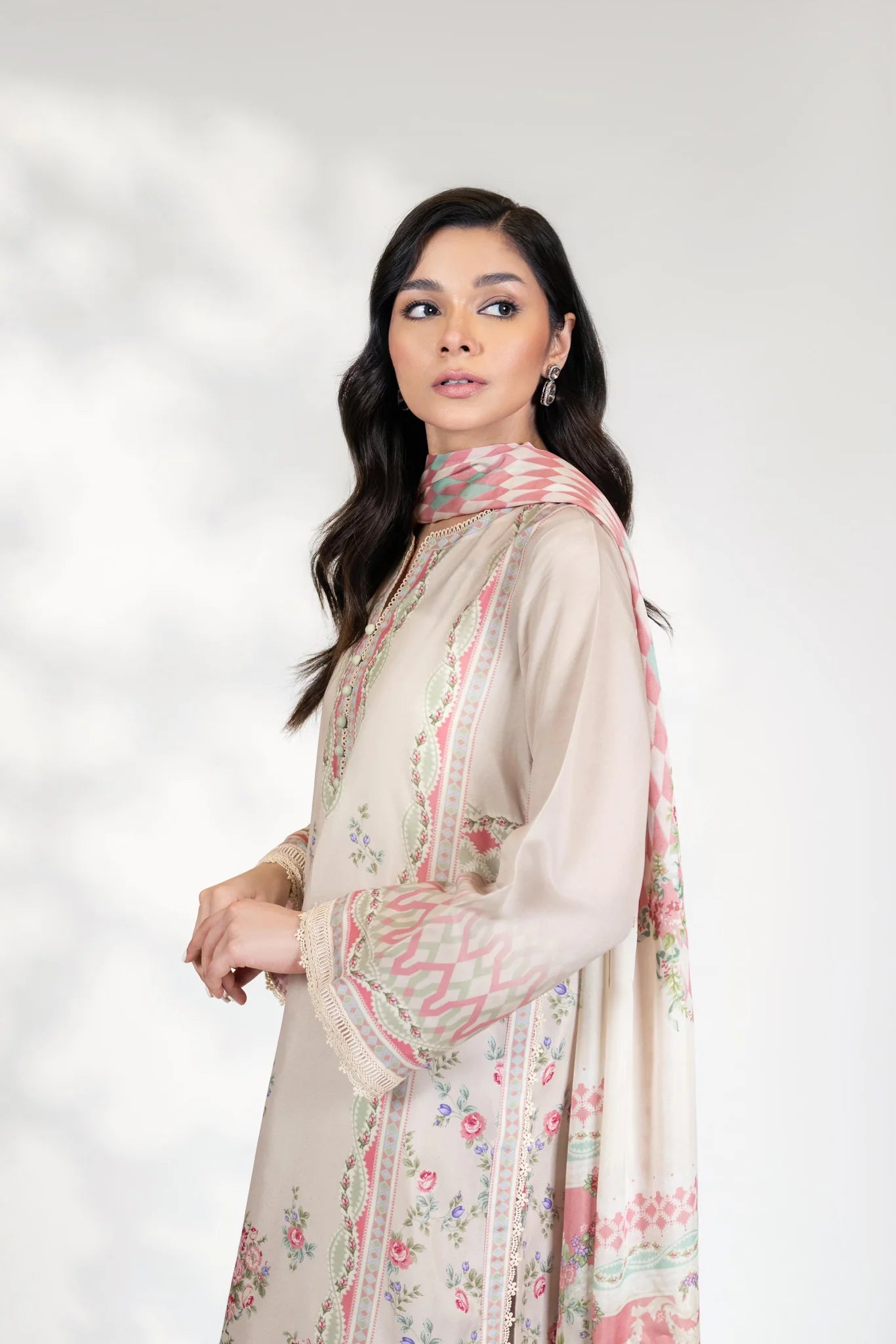 BARAE KHANOM SUMMER COLLECTION’24 | EDEN ROSE