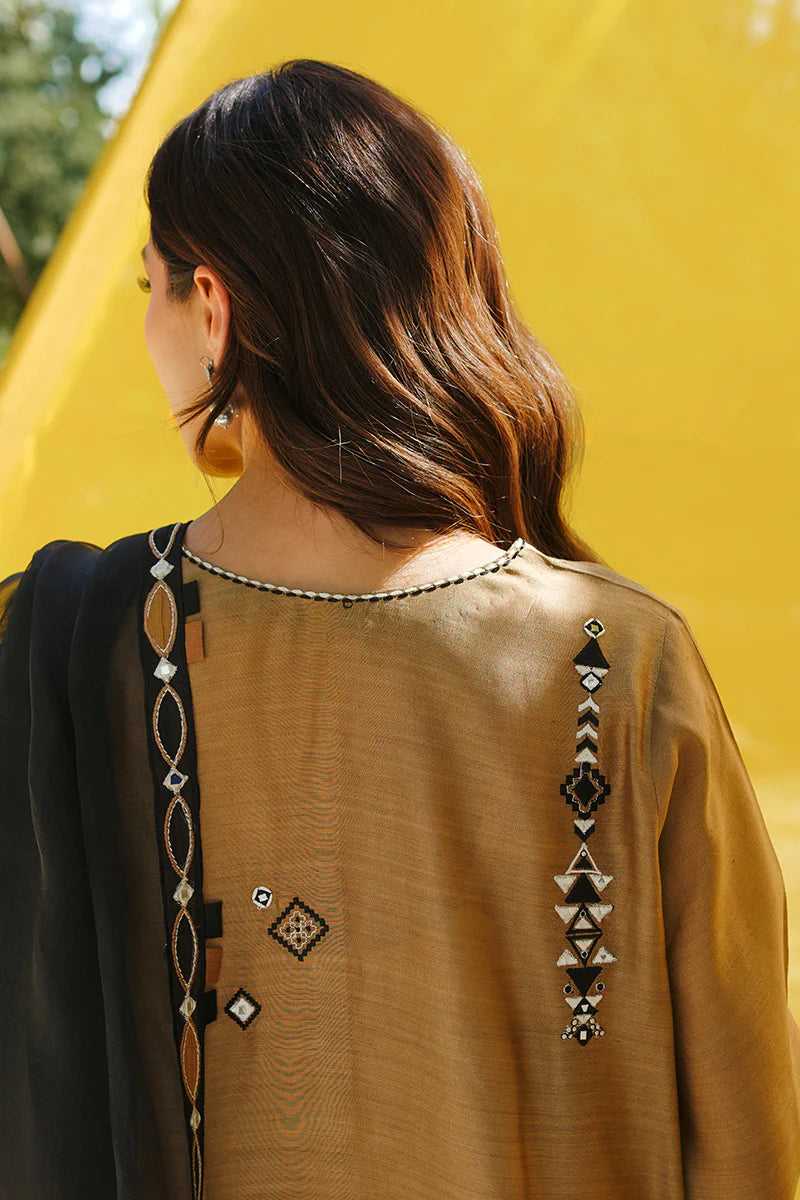 SUMAIRA KHANANI | MAIDA