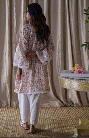 Farida Hasan | Dainty Floral