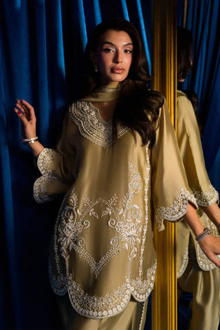 FLAIRS ‘AYRA FESTIVE FORMALS’26 | AZILA SAND