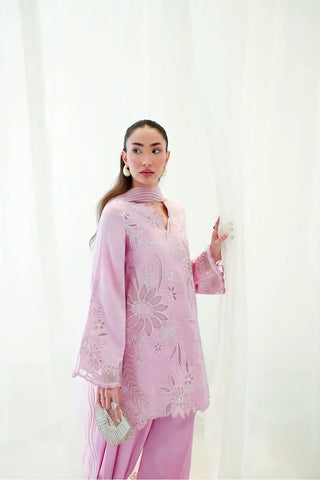 SAIRA RIZWAN ‘LAEL SILK PRET’26 | OVELIA