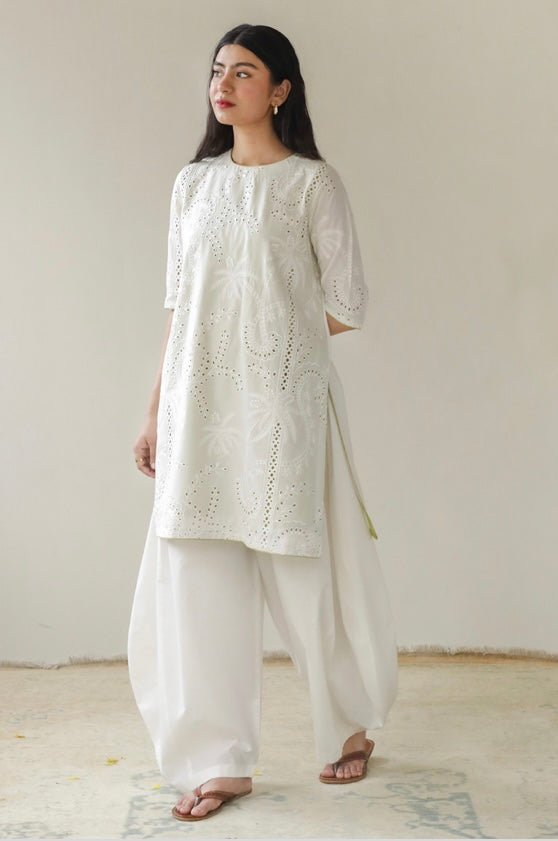 DYOT MONSOON’24 | WHITE OUTFIT