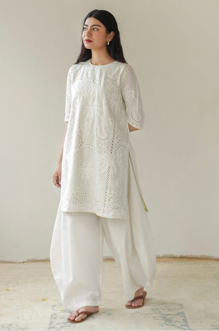 DYOT MONSOON’24 | WHITE OUTFIT