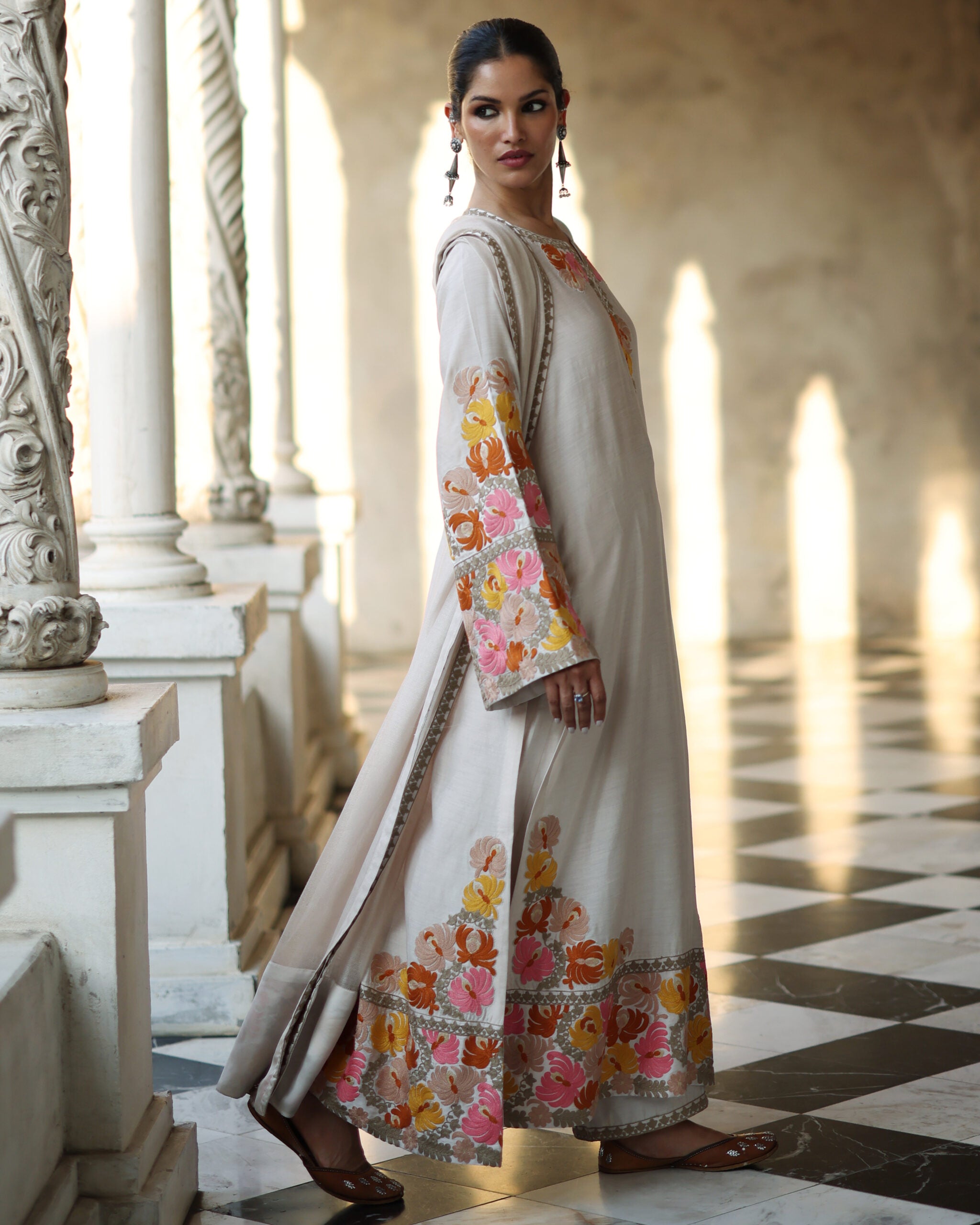 IQBAL HUSSAIN LUXURY PRET’24 | EC-07