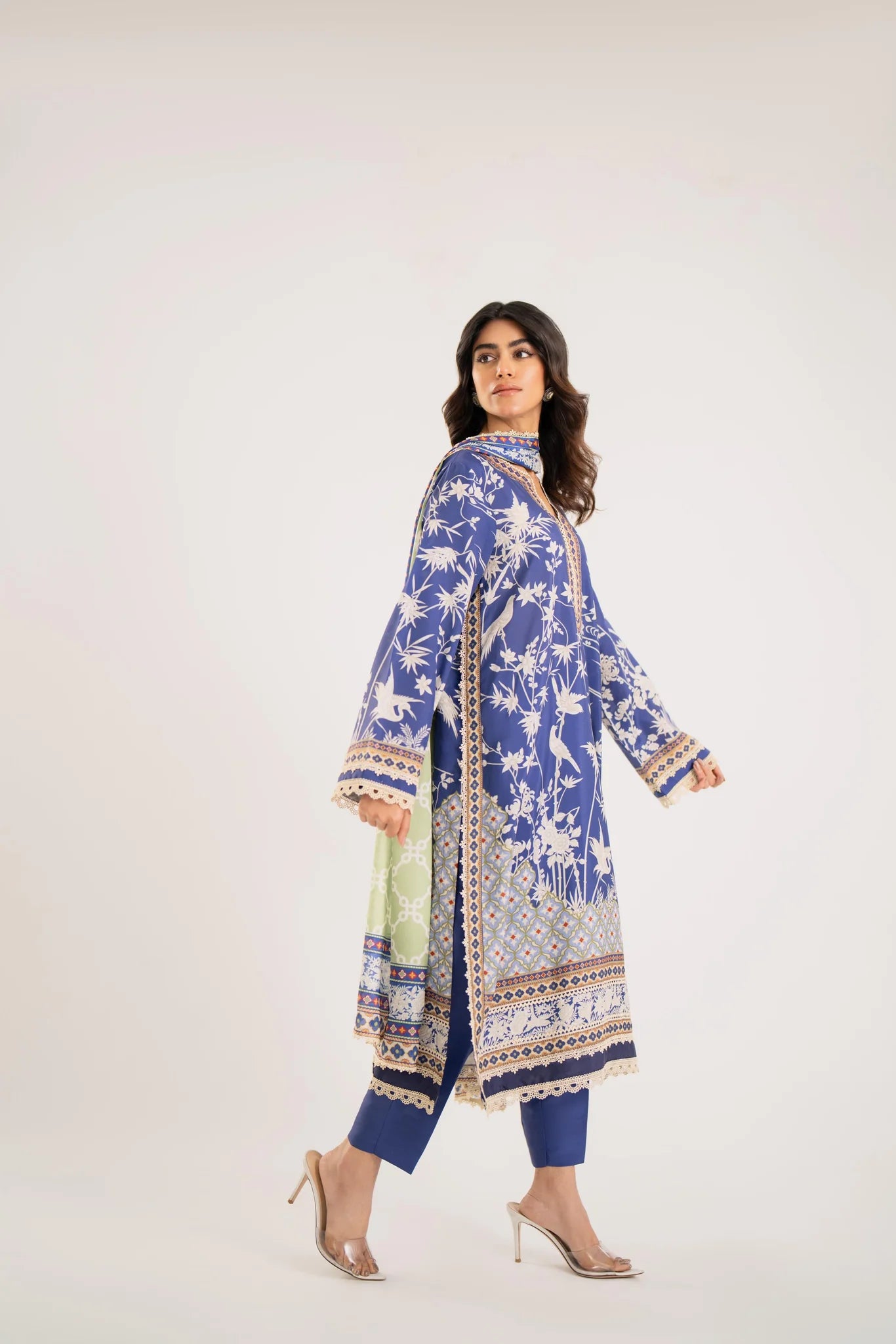 BARAE KHANOM SUMMER PRET’24 | NITA A