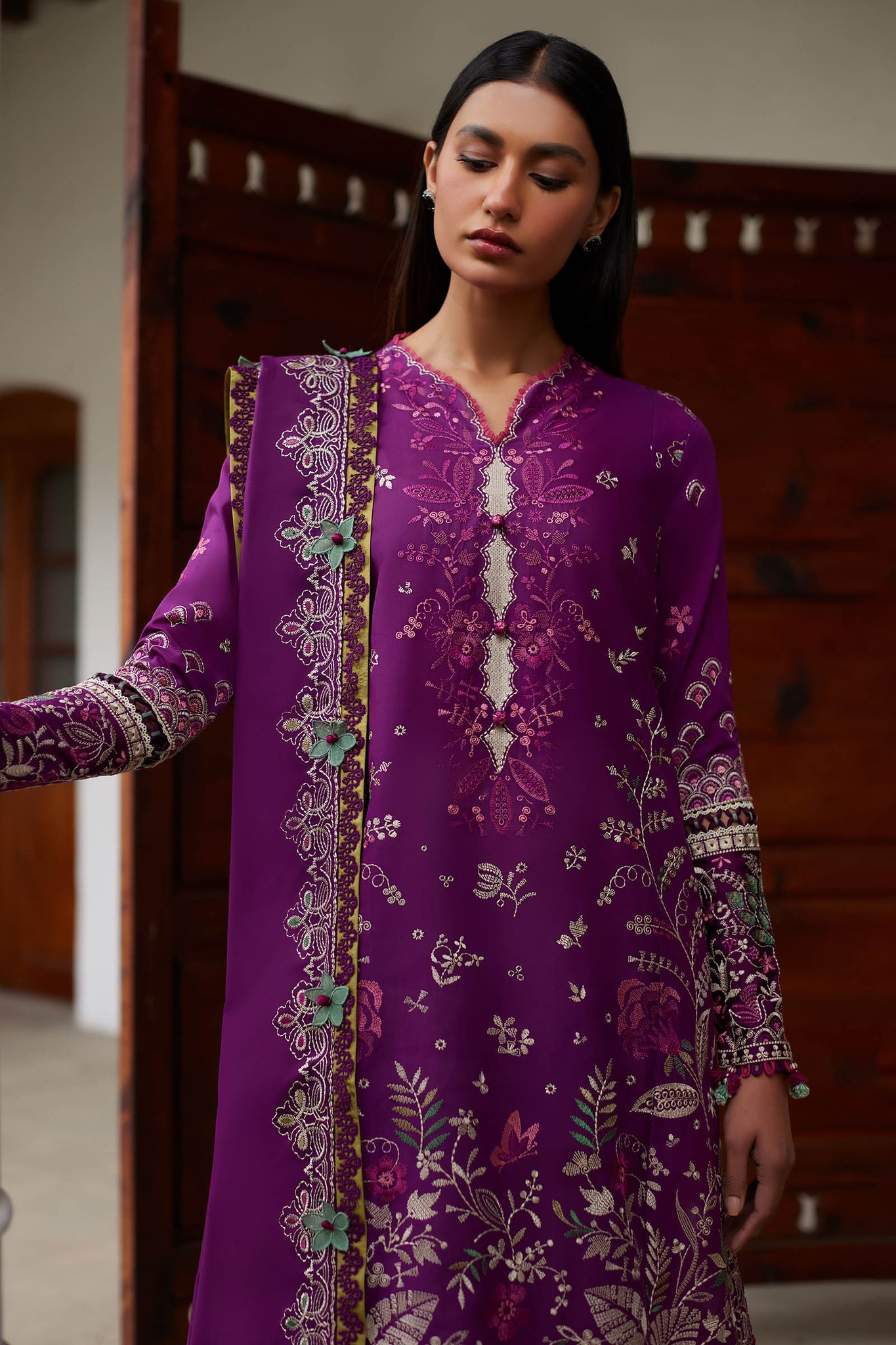 ELAN UNSTITCHED LAWN’24 | QISTINA