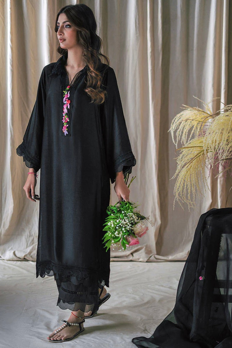 Farida Hasan | Black Rose