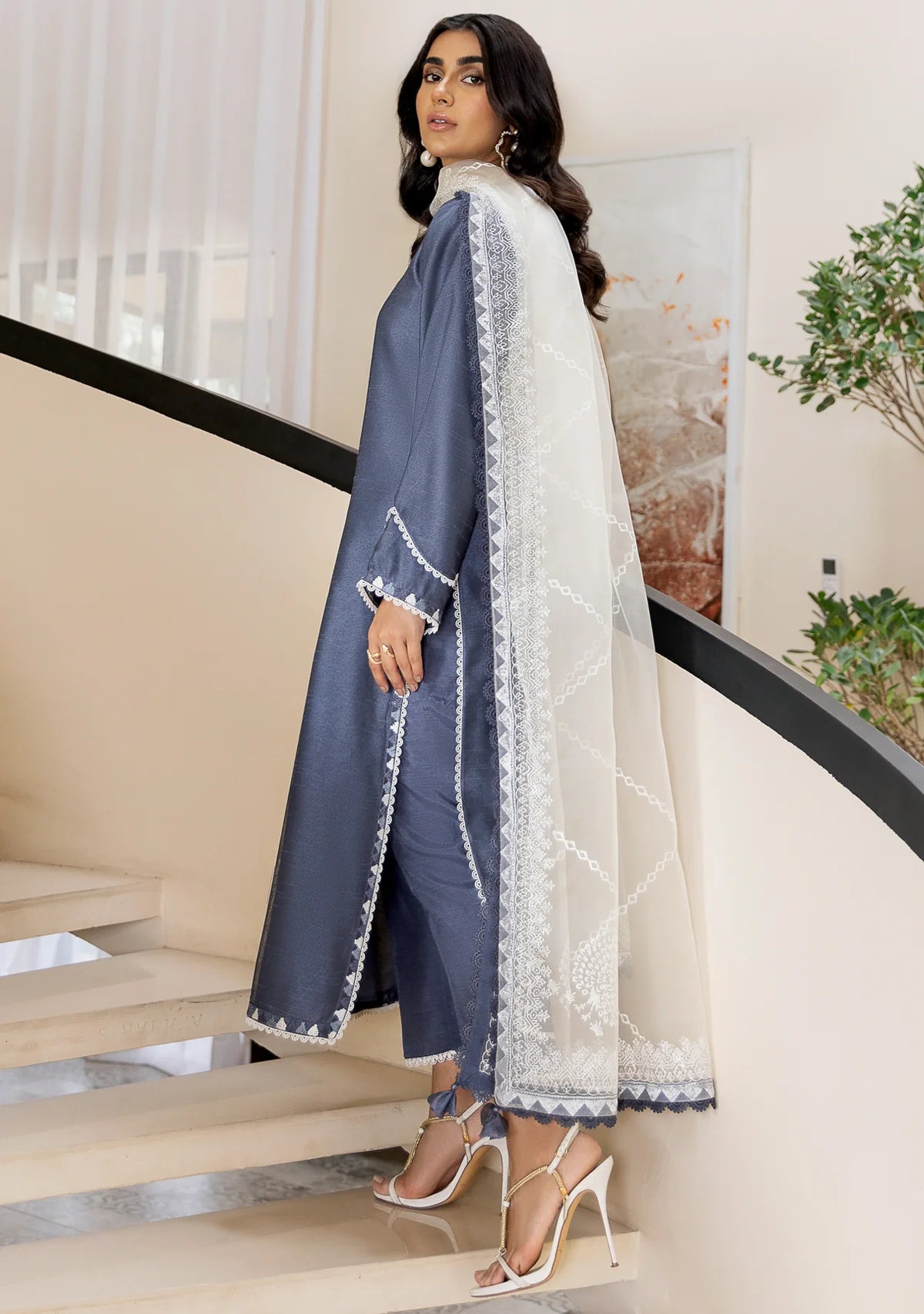 ZAINAB ZULFIKAR RTW COLLECTION’24 | AREZOO A
