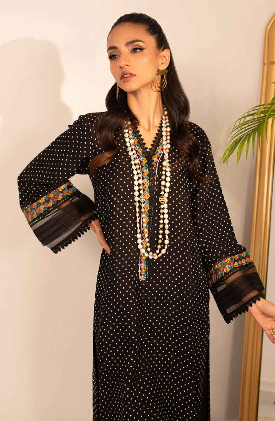 ANNUS ABRAR BASICS’24 | ZALISH