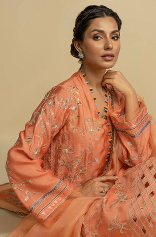 NIDA AZWER NUR PRET | PEACH MUSE