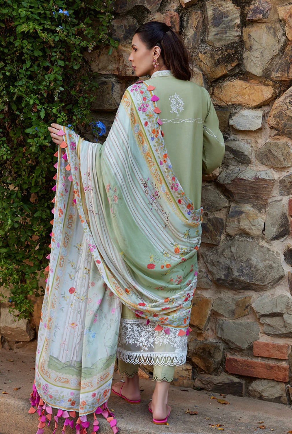 NIDA AZWER LUXURY LAWN’24 | SAGE SERENITY