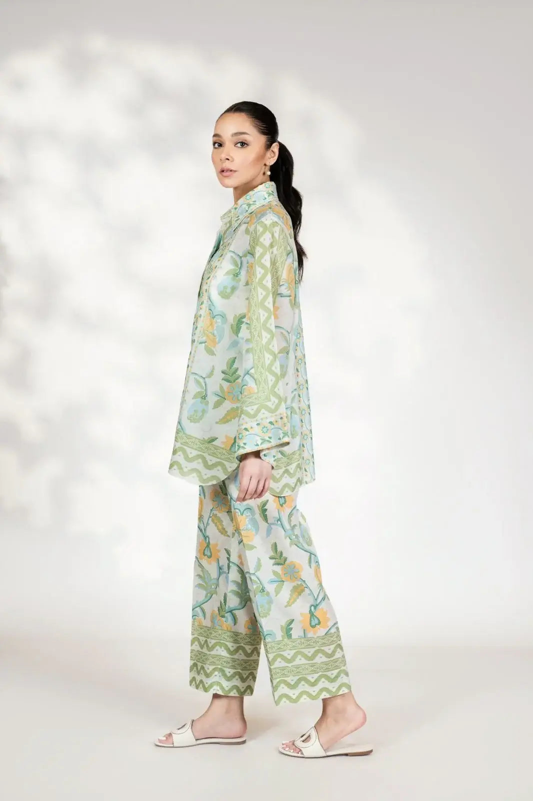 BARAE KHANOM SUMMER COLLECTION’24 | TROPICA B