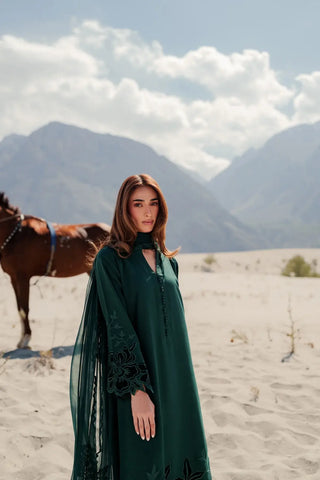VINTAGE ‘MANNAT WINTER PRET’26 | HOORIA