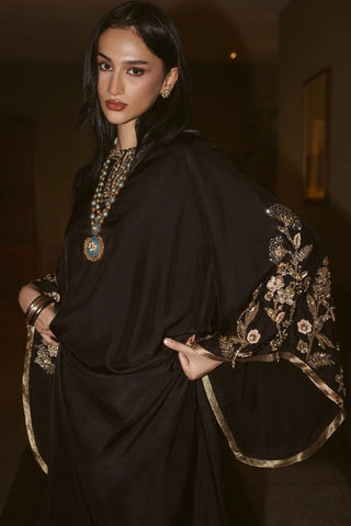 AMMARA KHAN ‘THE OVERTURE’26 | THE BLACK EMPRESS