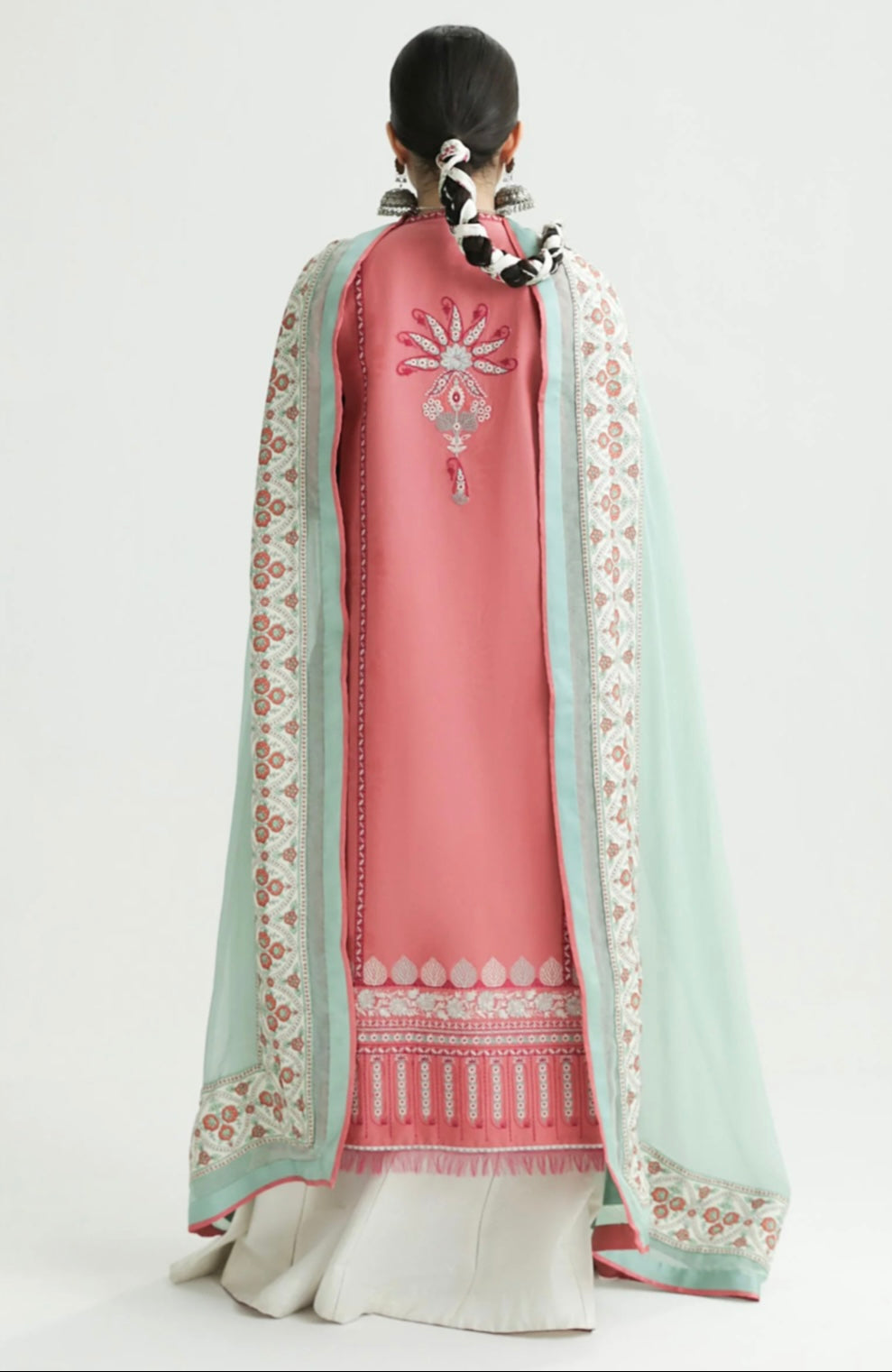 ZARA SHAHJAHAN UNSTITCHED LAWN’24 | SANDAL 10B