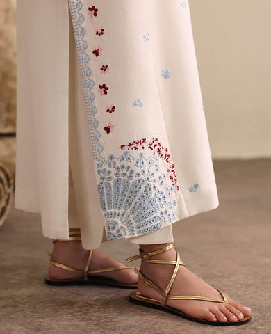 REPUBLICWOMENSWEAR ‘NEOMA ESSENTIAL PRET’26 | EVANTHE