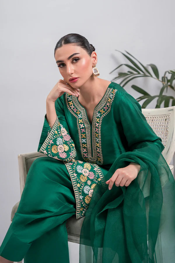 AMNA ARSHAD LUXURY PRET’24 | JIYA