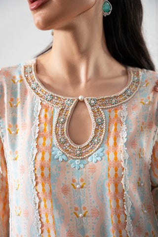 AMNA ARSHAD | LAMIA