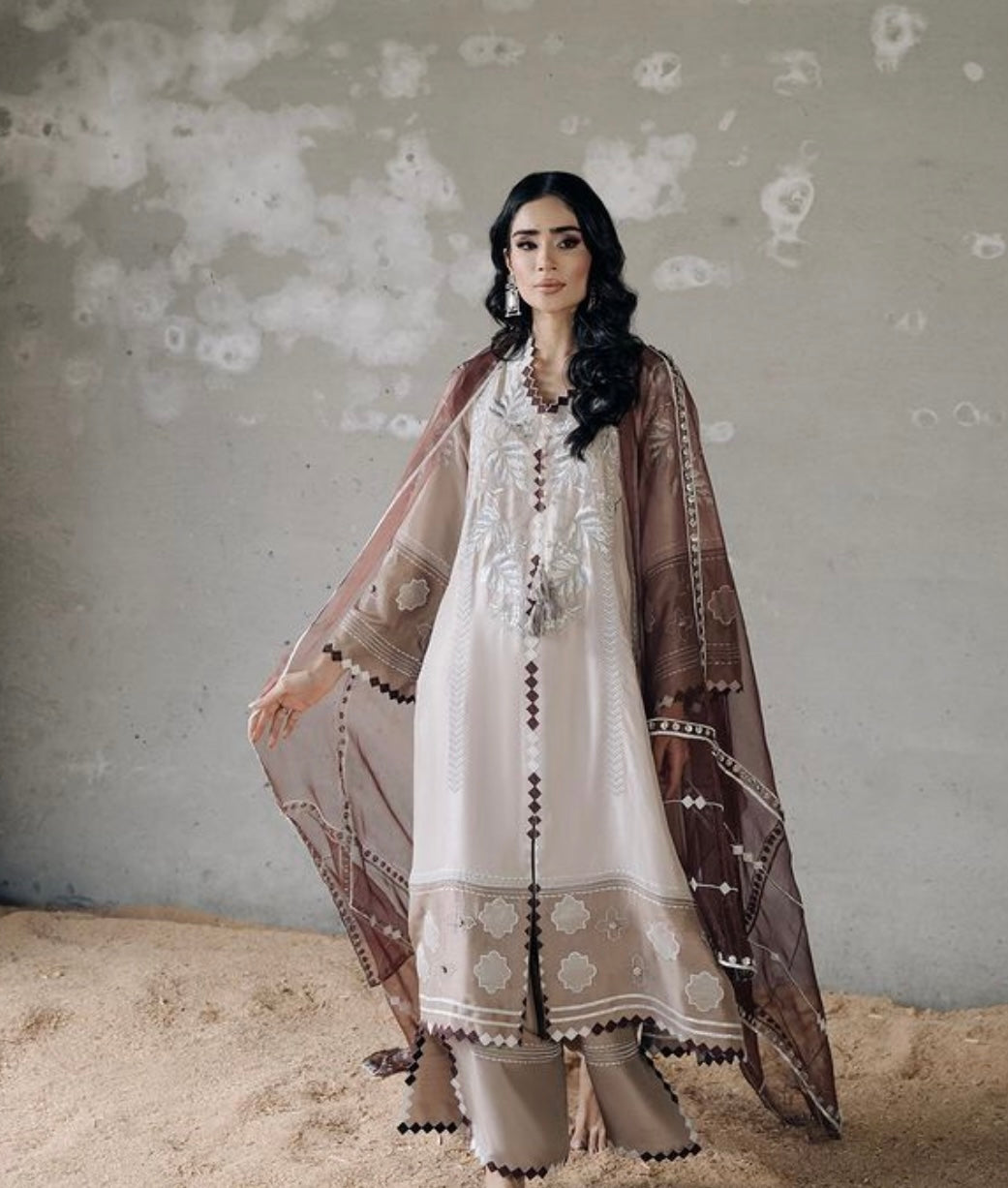 XURAE ATELIER | ST-24-02