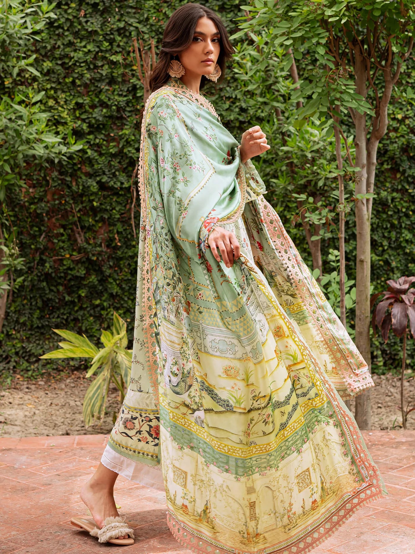 MISHA LAKHANI UNSTITCHED SUMMER’24 | AZME