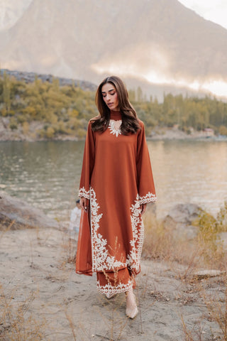 VINTAGE ‘MANNAT WINTER PRET’26 | AFSANEH
