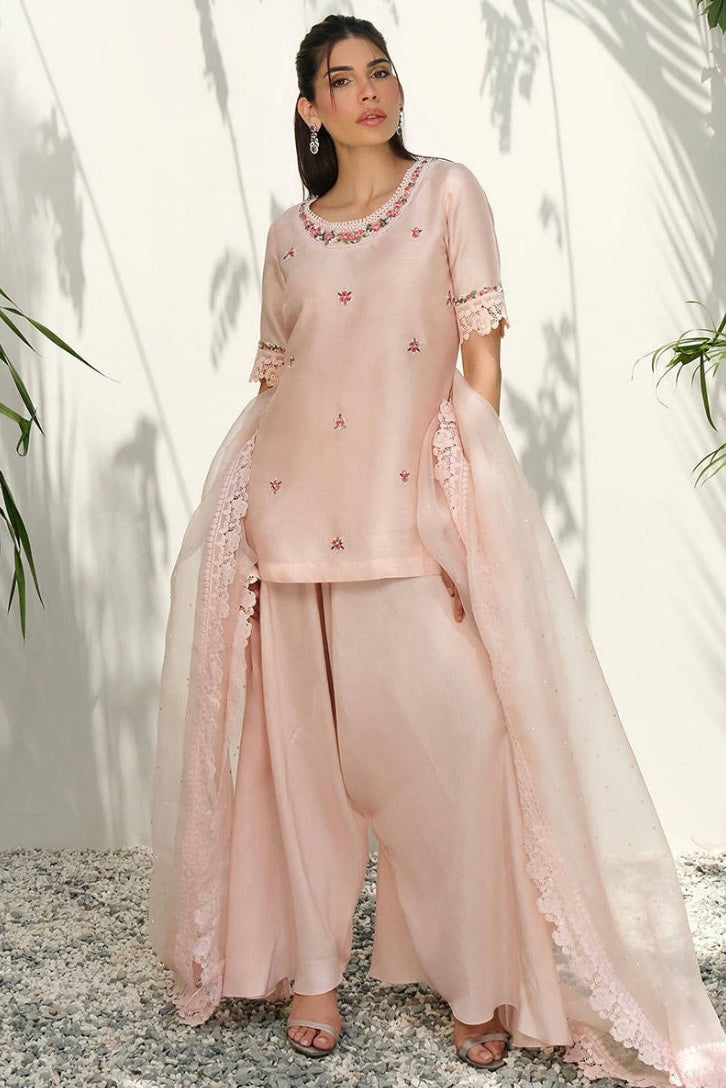 FARIDA HASAN SUMMER HIGH’24 | PINK SILK FLORAL WITH PANTS