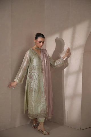 NIMRAH HAFSA ‘ZEINA FESTIVE FORMALS’26 | ZIVEYAR