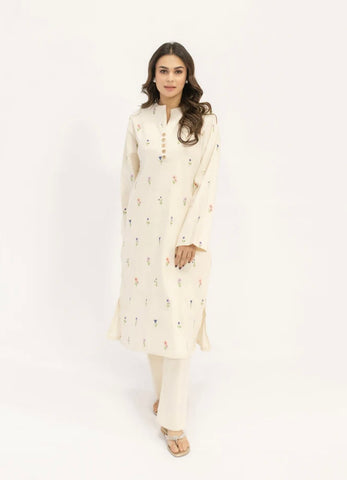 HASSAL SPRING SUMMER’24 | OFF WHITE SET WITH FLORAL EMBROIDERY