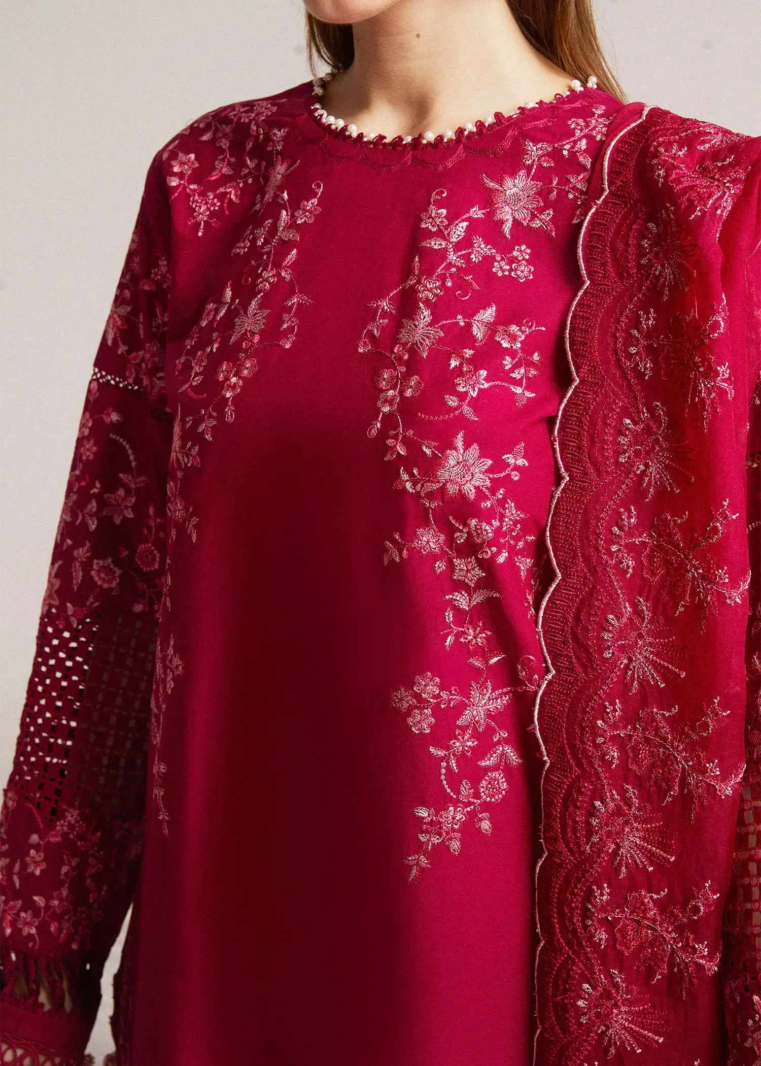 HUSSAIN REHAR EID EDIT LAWN’24 | PELLE