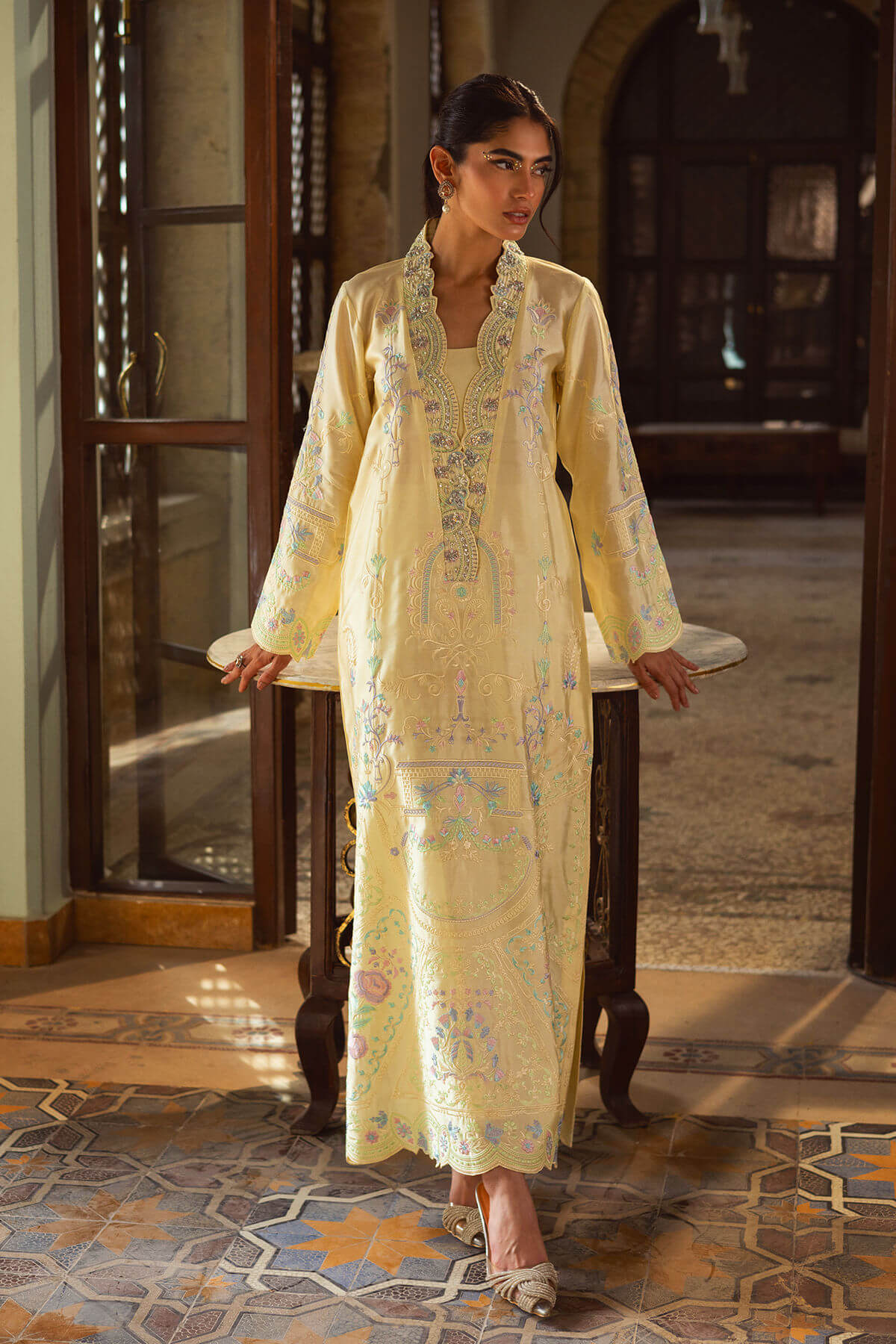 ANNUS ABRAR LEAH LUXURY PRET’26 | LEELIA KAFTAN