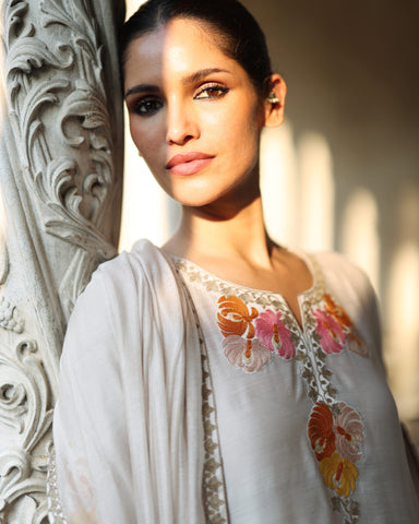 IQBAL HUSSAIN LUXURY PRET’24 | EC-07